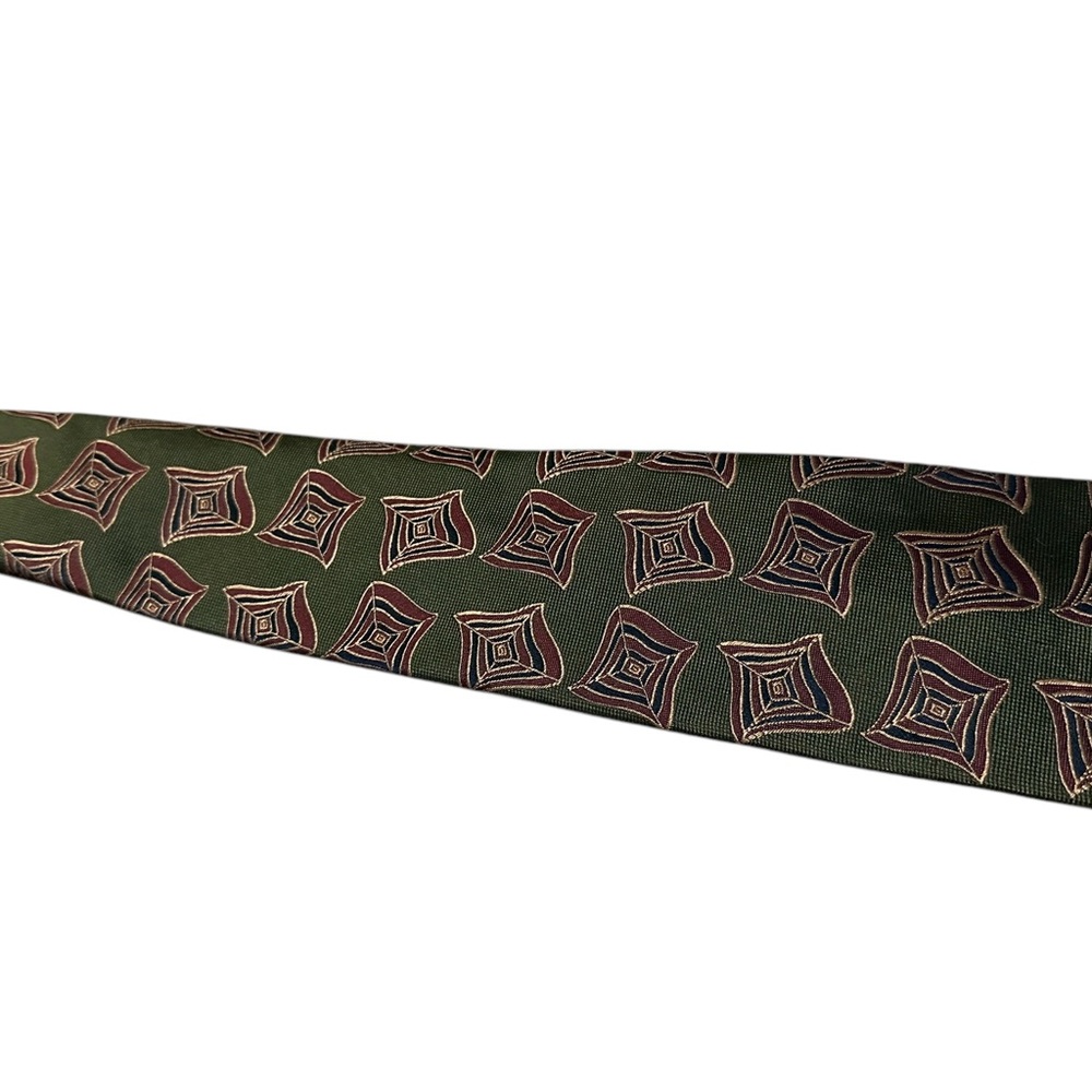 Chap’s Ralph Lauren tie - Picture 3 of 6